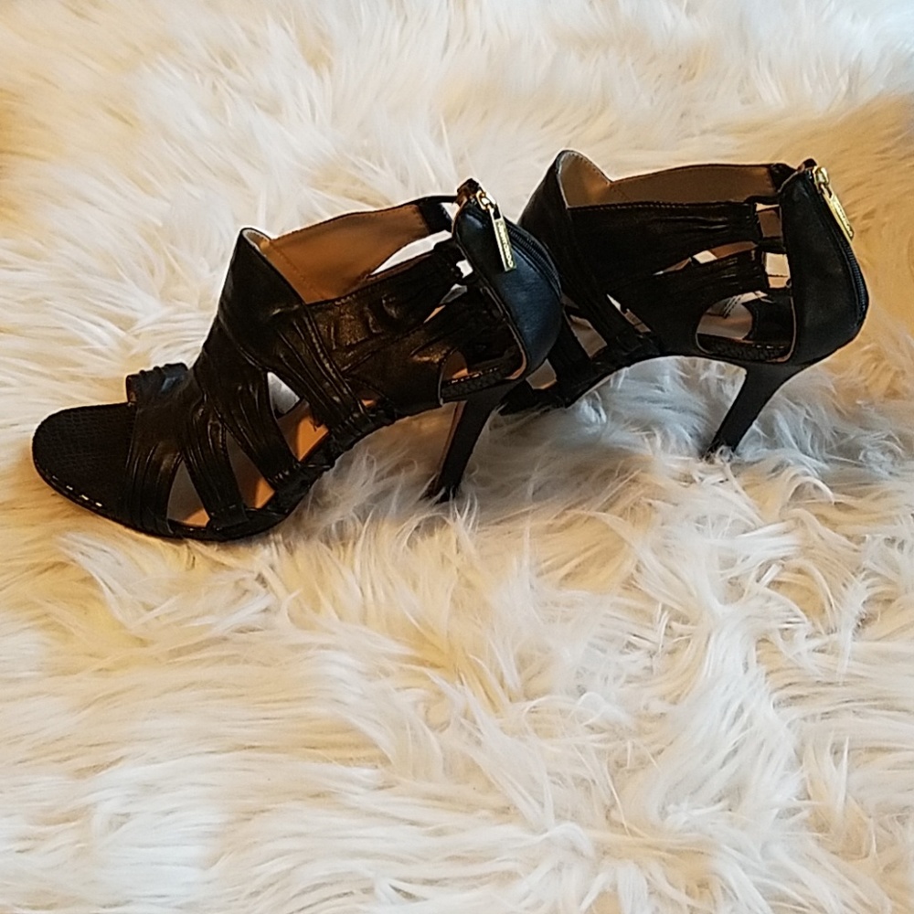 Jimmy Choo sz 7 blk keels - Picture 8 of 8